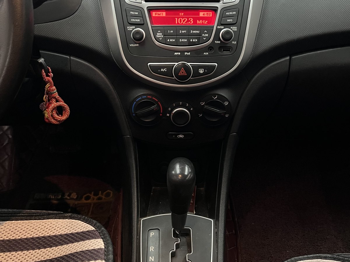 Hyundai Reina Hatchback 2017 #7 Hyundai Reina Hatchback 2017 immagine di auto #7