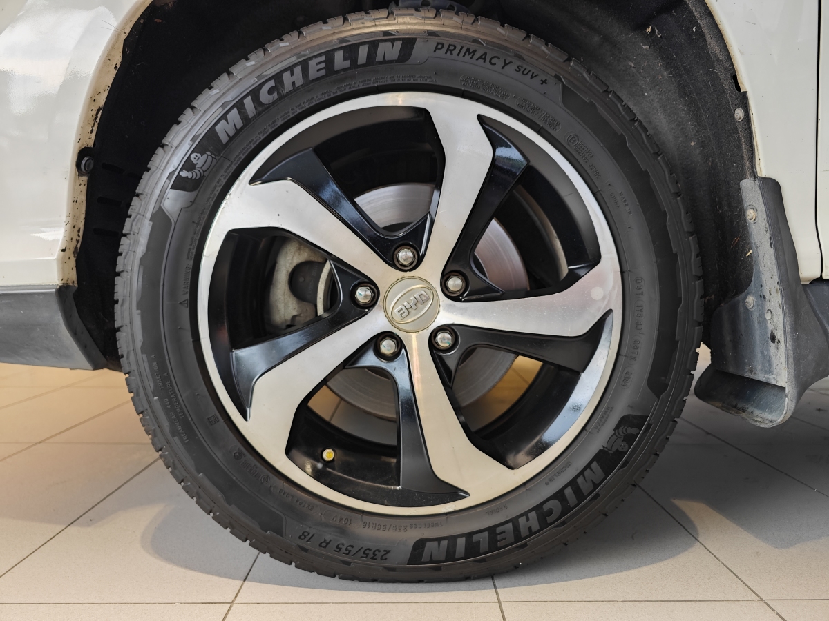 BYD S7 2015 car image #7