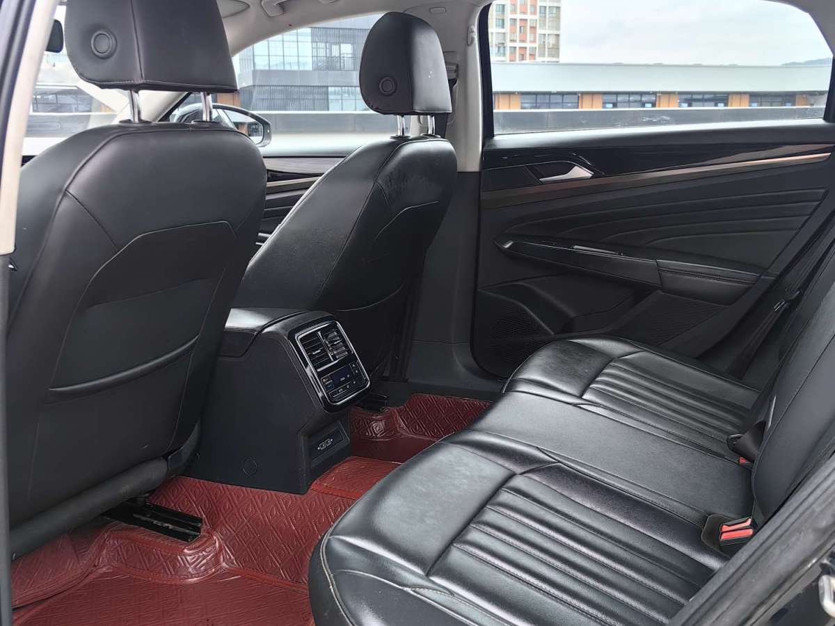 Volkswagen Passat New Energy 2021 immagine di auto #7