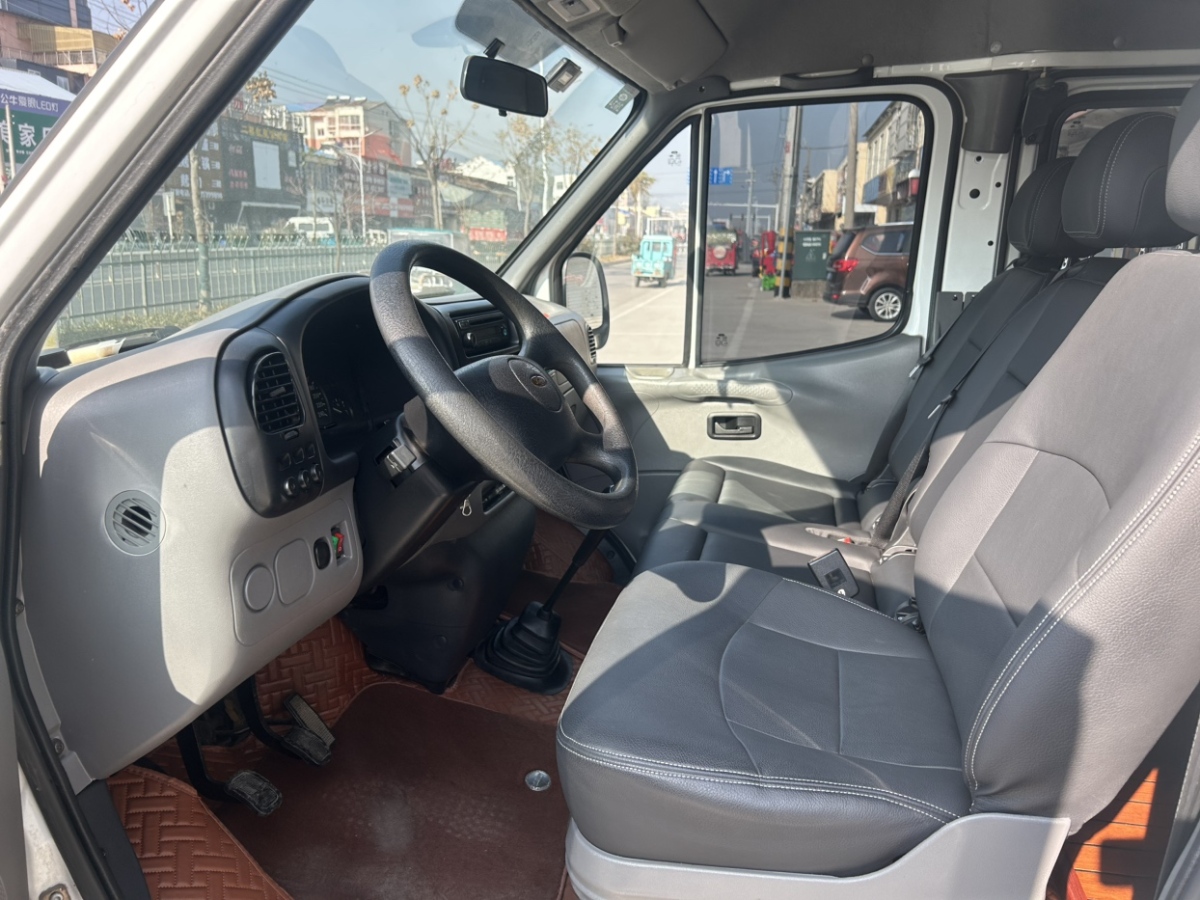 Ford Transit Classic 2012 #7 Ford Transit Classic 2012 car image #7