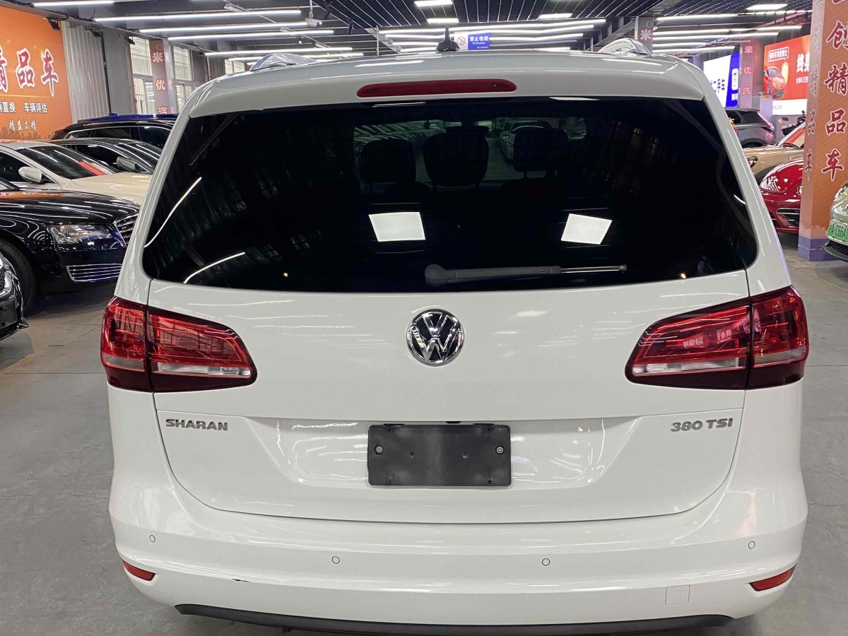 Volkswagen Sharan 2017 immagine di auto #7