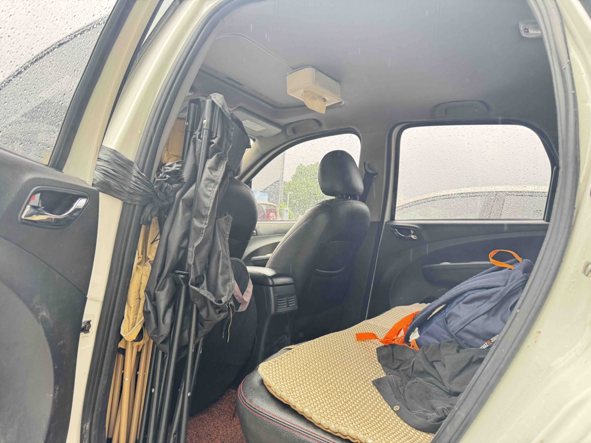 Forthing JOYEAR X5 2014 صورة سيارة #7