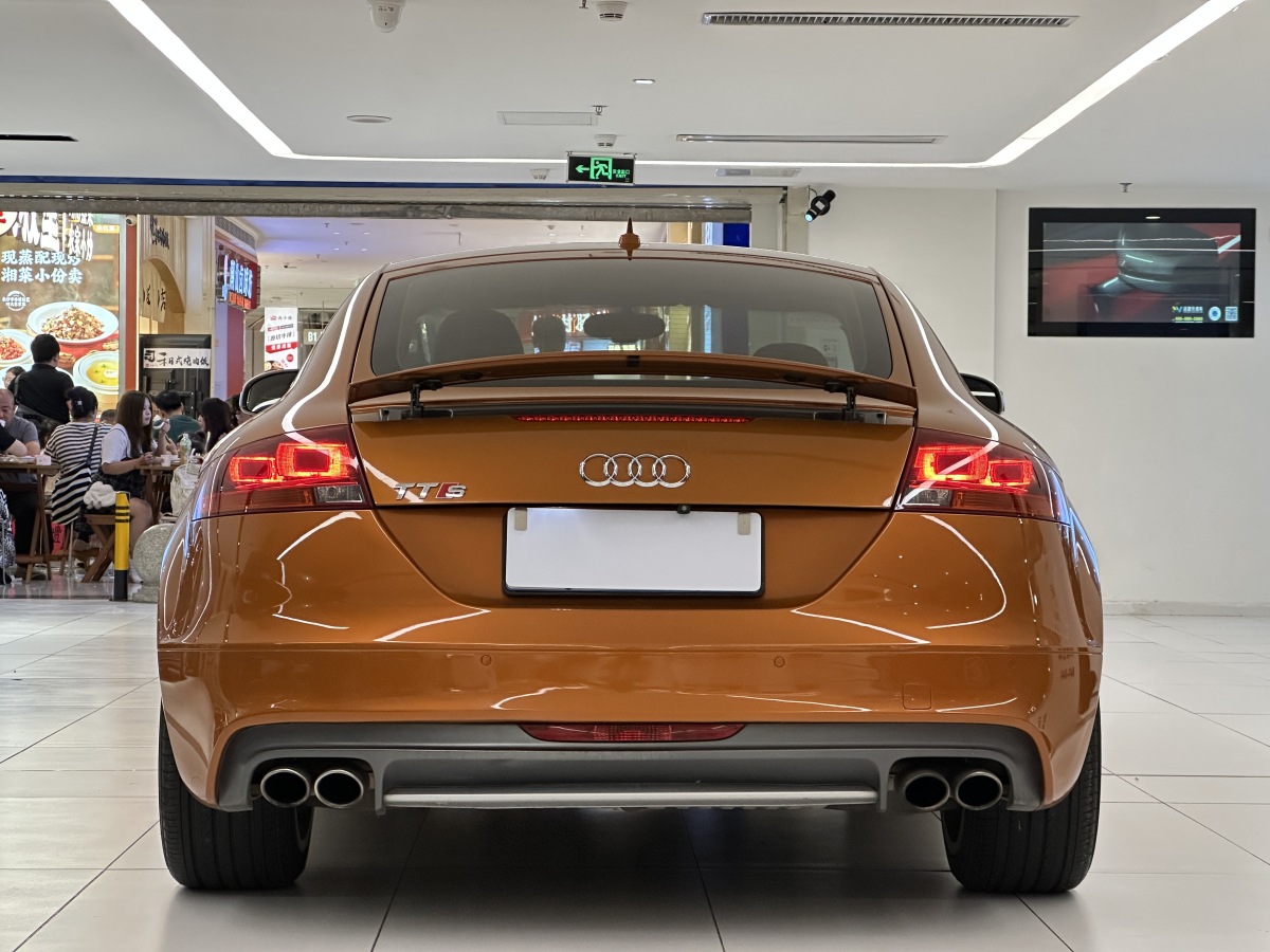 Audi TTS 2015 car image #7