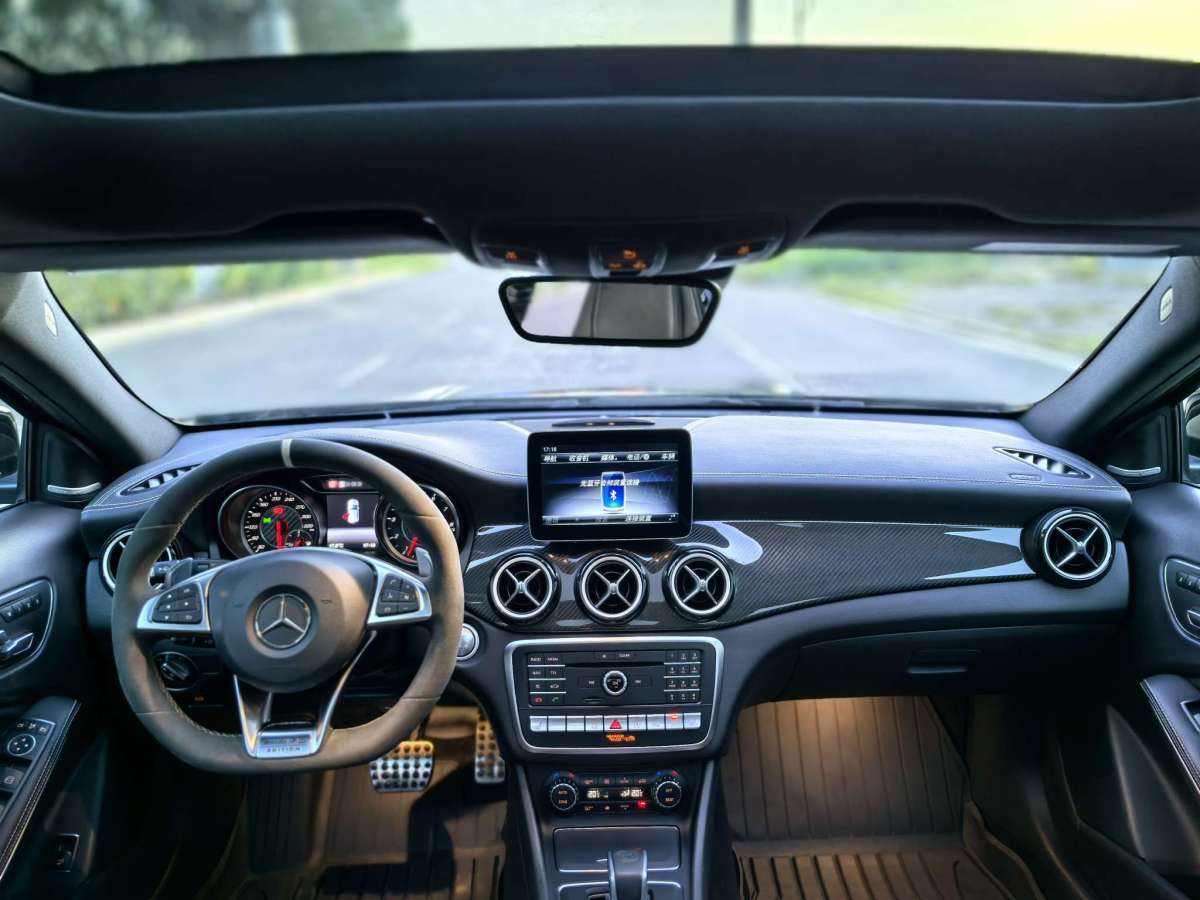 Mercedes-Benz GLA AMG 2019 #7 Mercedes-Benz GLA AMG 2019 car image #7