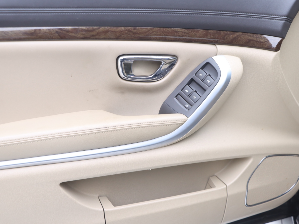 荣威 荣威e950 2018 汽车图片 #7