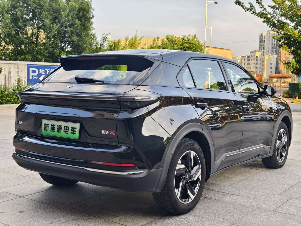 哪吒汽车 哪吒X 2024 #7 哪吒汽车 哪吒X 2024 汽车图片 #7