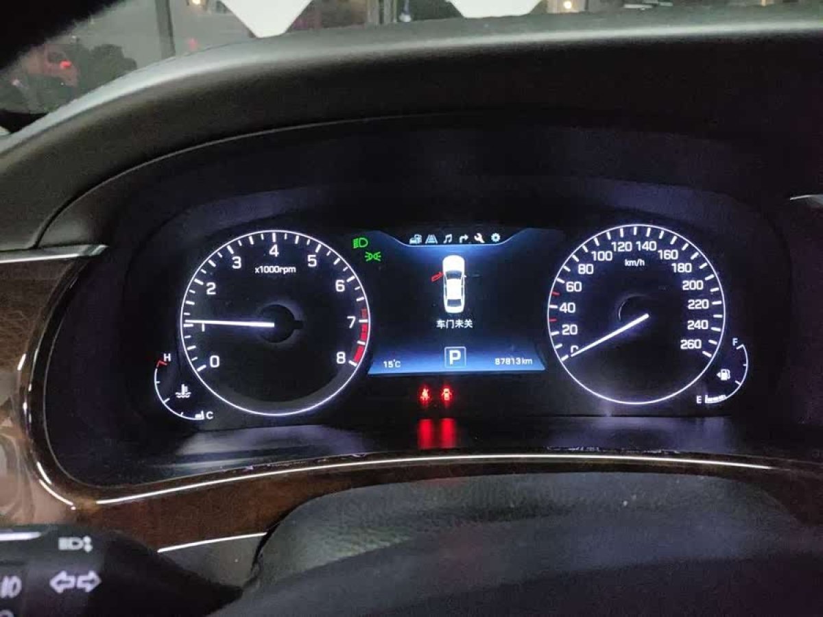 Hyundai Equus 2014 immagine di auto #7