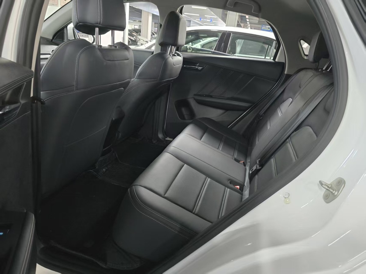 BYD e3 2023 car image #7