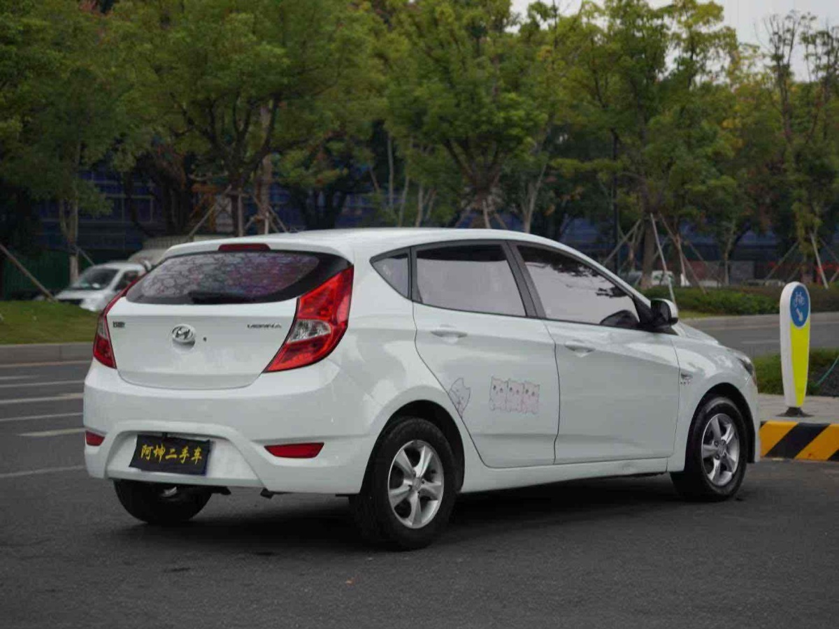 Hyundai Reina Hatchback 2017 #7 Hyundai Reina Hatchback 2017 imagen de coche #7