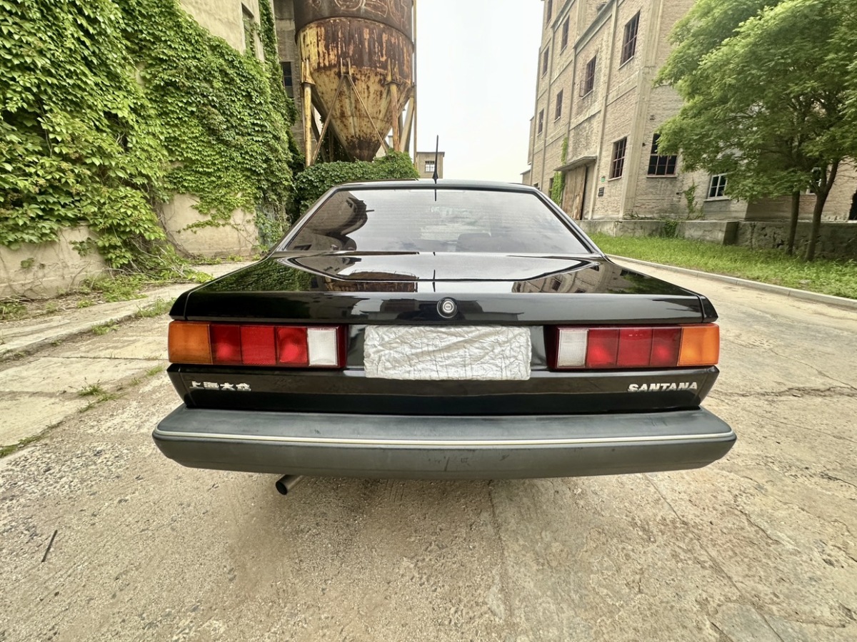 Volkswagen Santana Classic 2012 immagine di auto #7