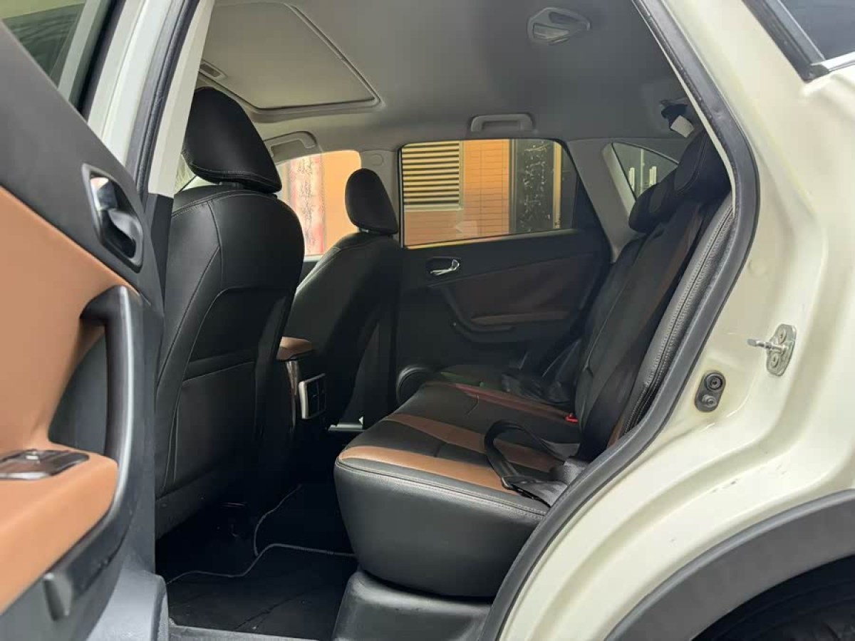 GAC Trumpchi GS5 Super 2015 #7 GAC Trumpchi GS5 Super 2015 car image #7