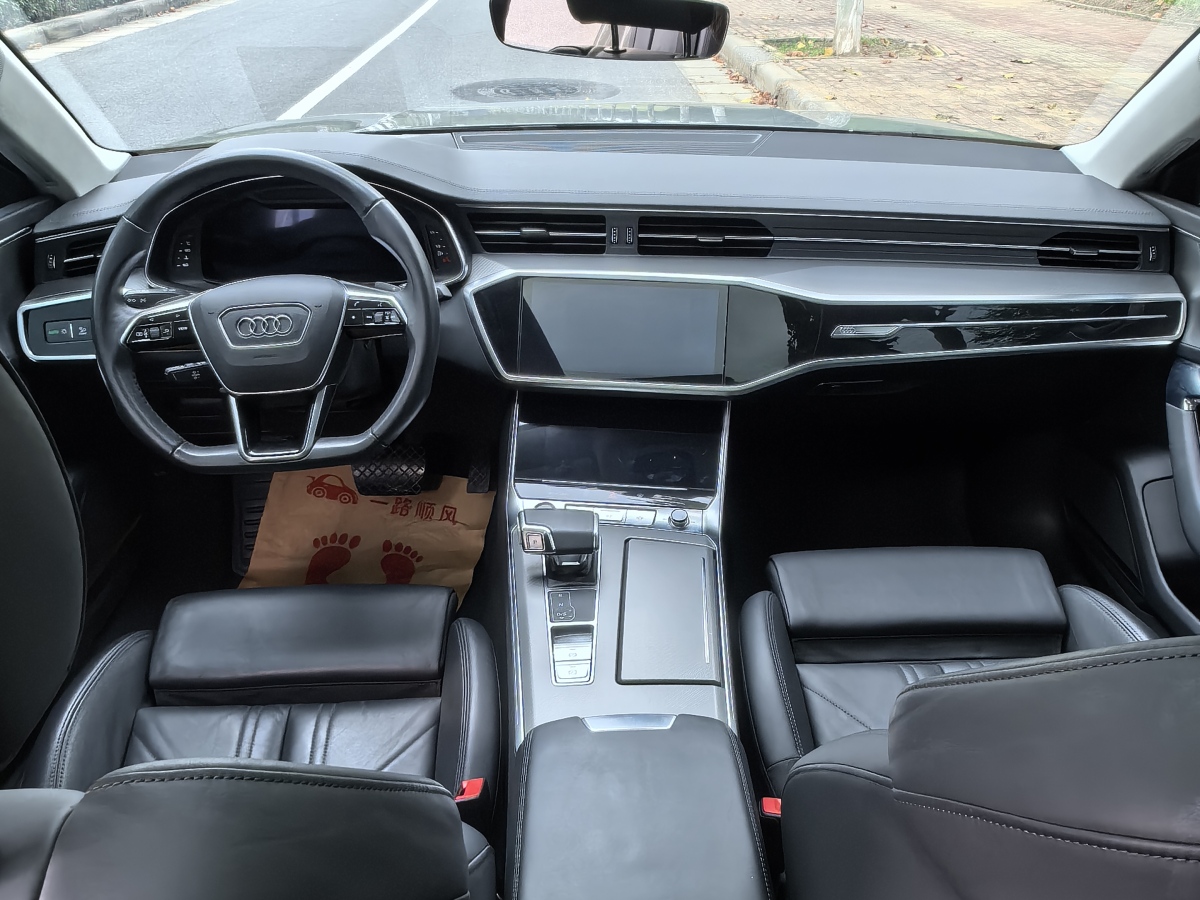 Audi A7 2023 car image #7