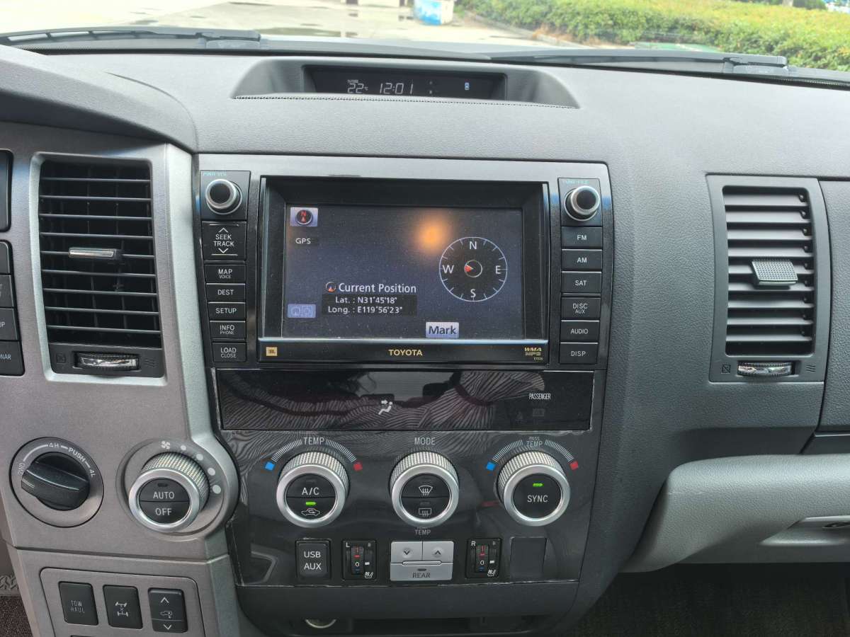 Toyota Sequoia 2013 #7 Toyota Sequoia 2013 immagine di auto #7