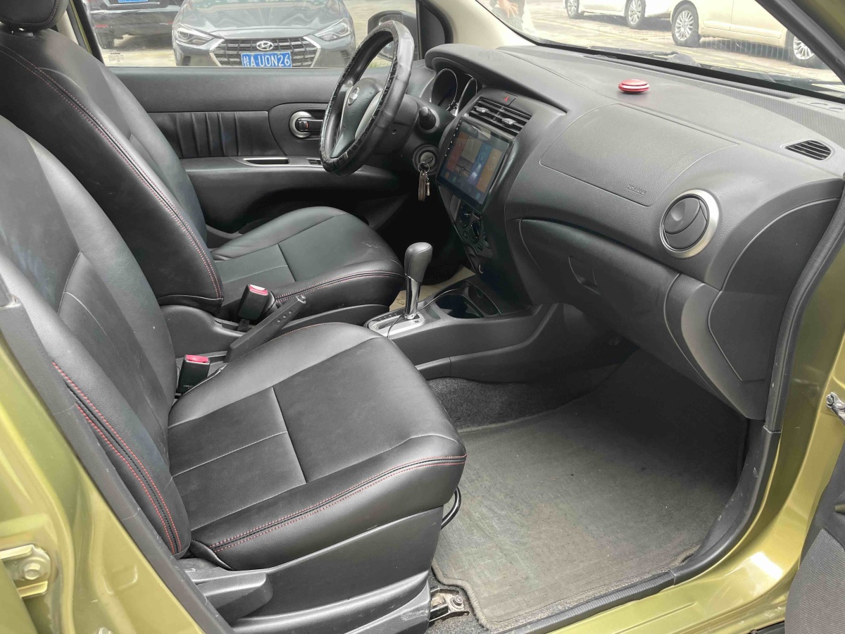 日产 骊威 2013 汽车图片 #7