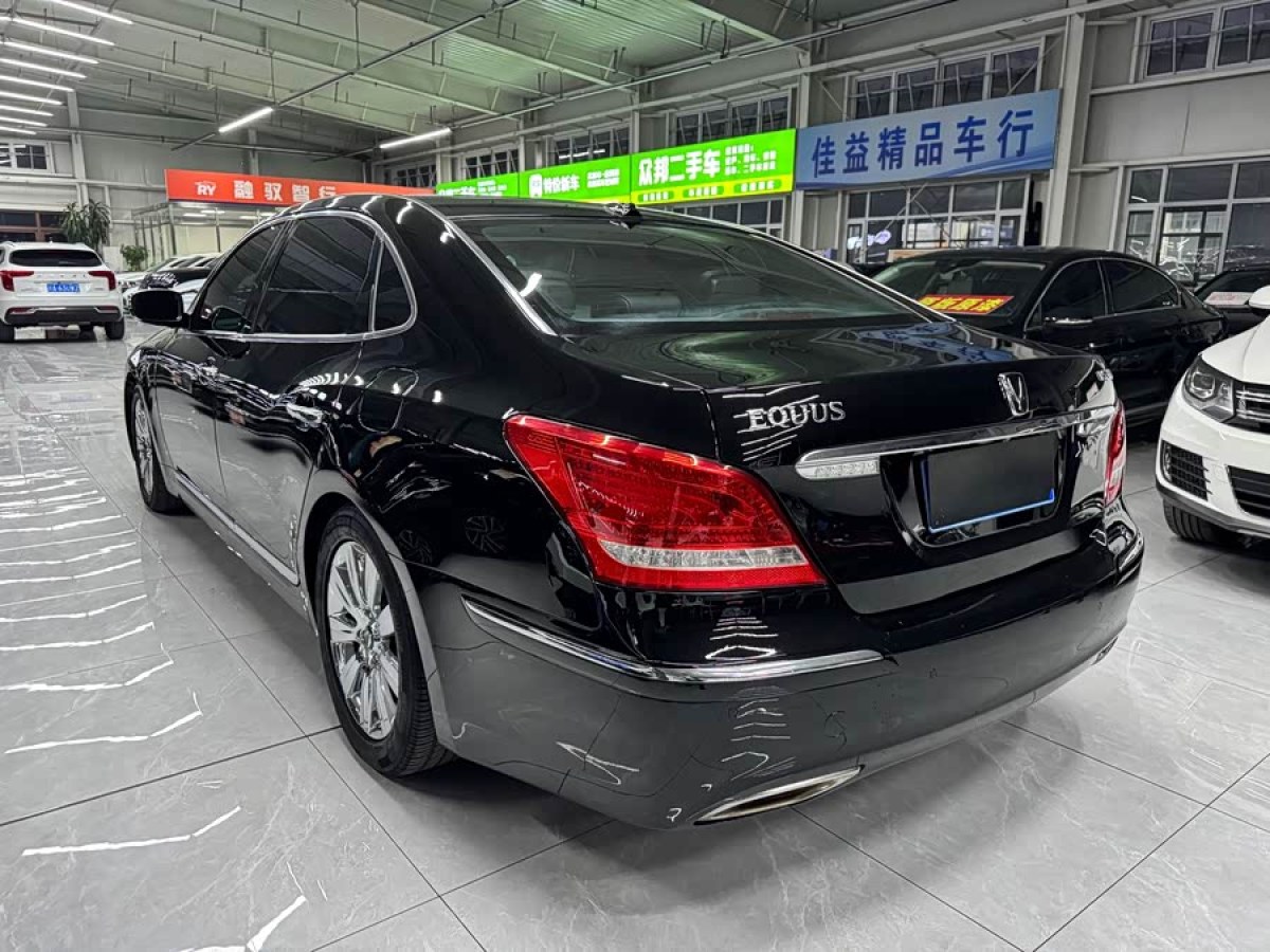 Hyundai Equus 2010 car image #7