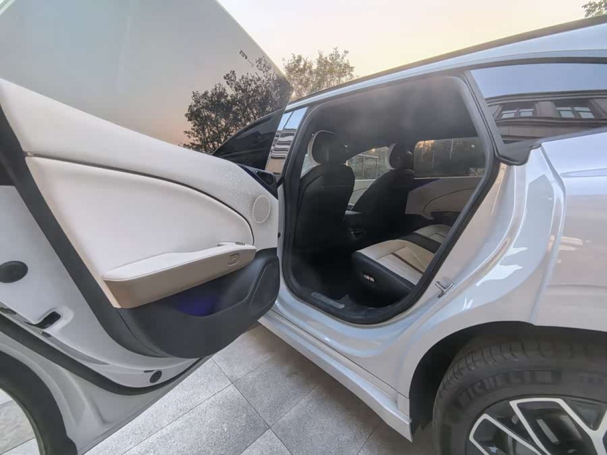 极氪 极氪007GT 2025 汽车图片 #7