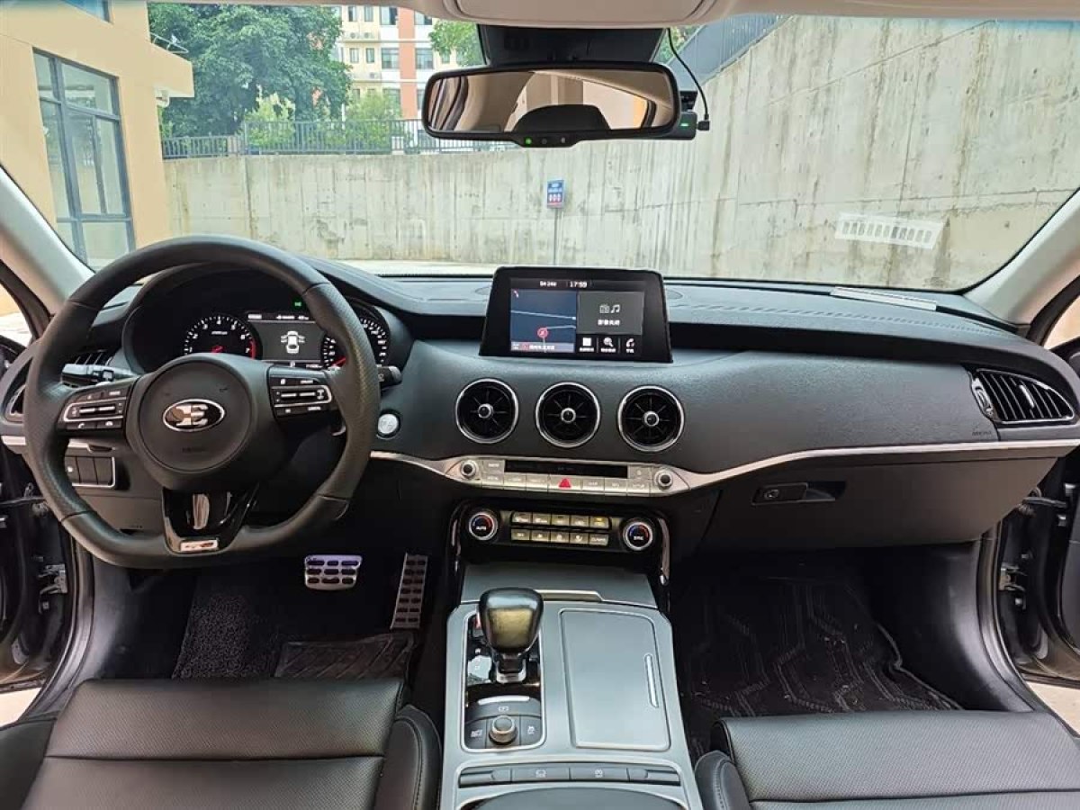 Kia Stinger 2018 изображение автомобиля #7