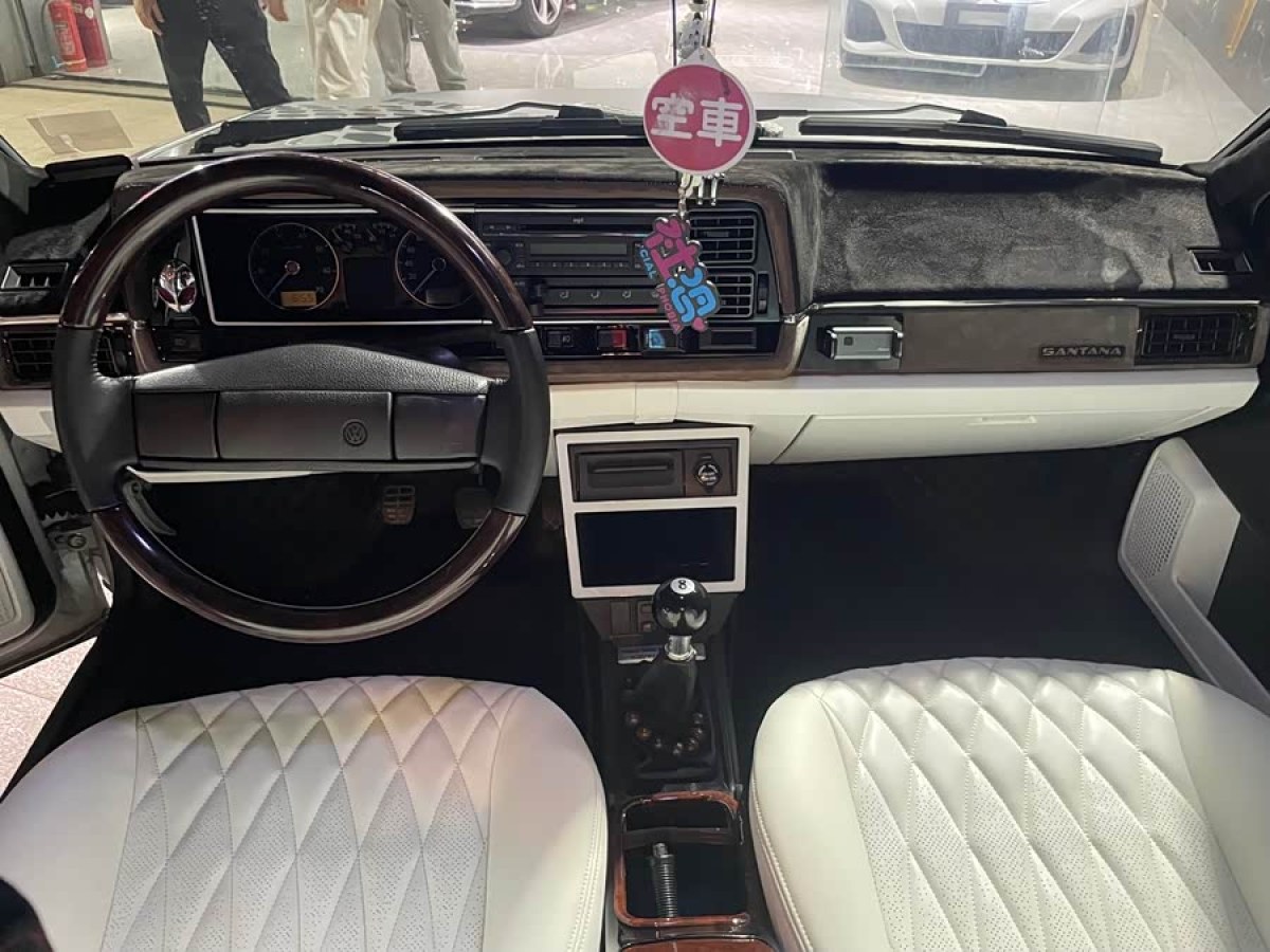 Volkswagen Santana Classic 2009 #7 Volkswagen Santana Classic 2009 صورة سيارة #7