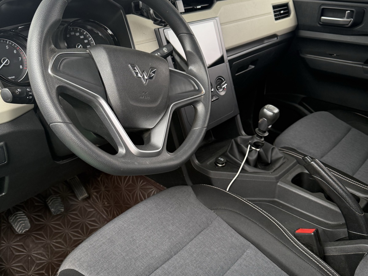 五菱汽车 五菱宏光PLUS 2020 #7 五菱汽车 五菱宏光PLUS 2020 汽车图片 #7