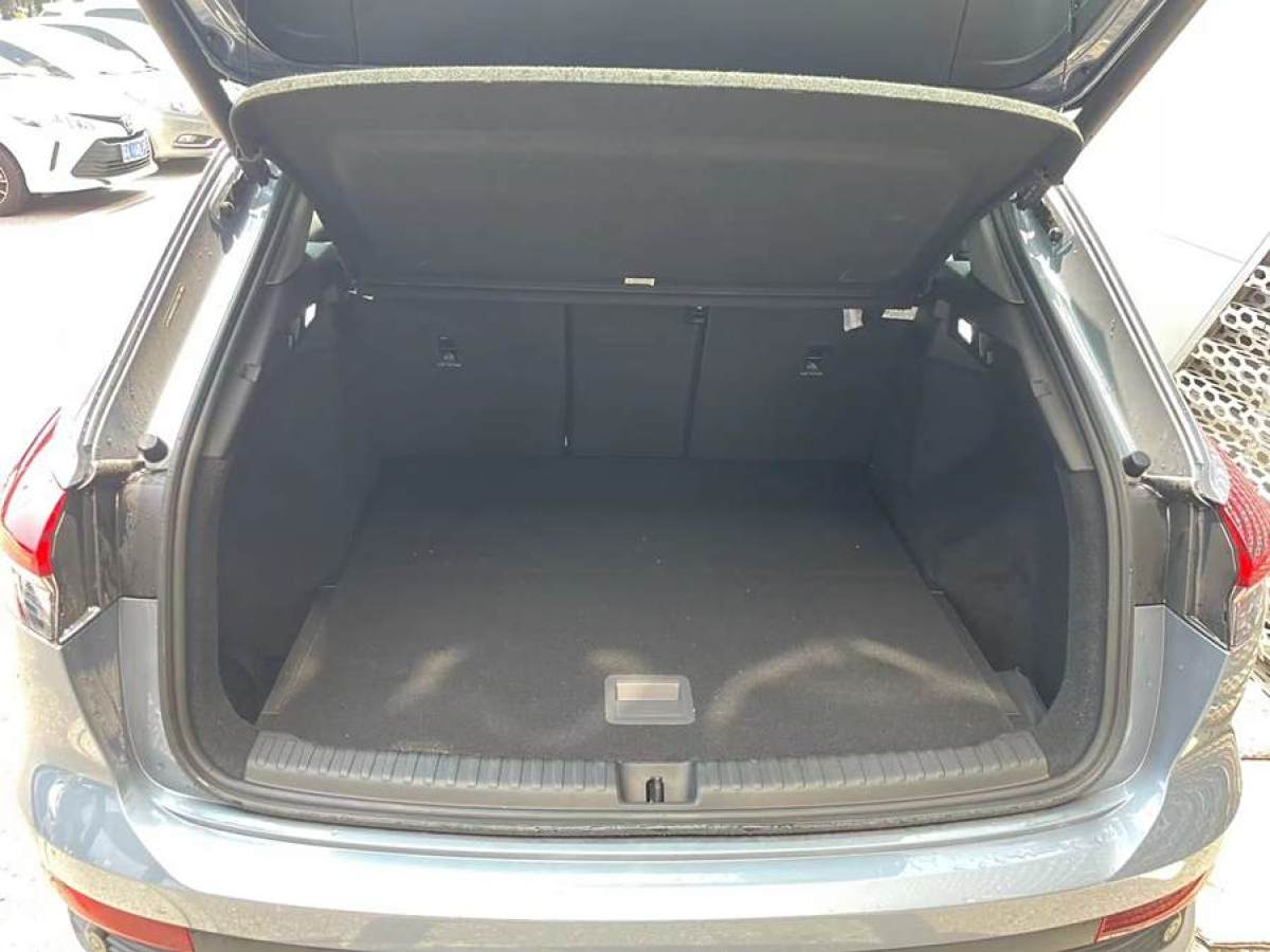 Audi Q4 e-tron 2023 imagem de carro #7