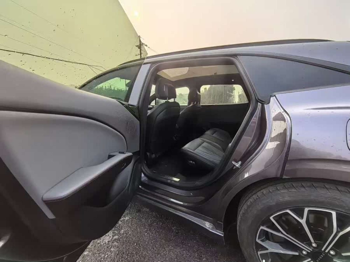 极氪 极氪007GT 2025 汽车图片 #7