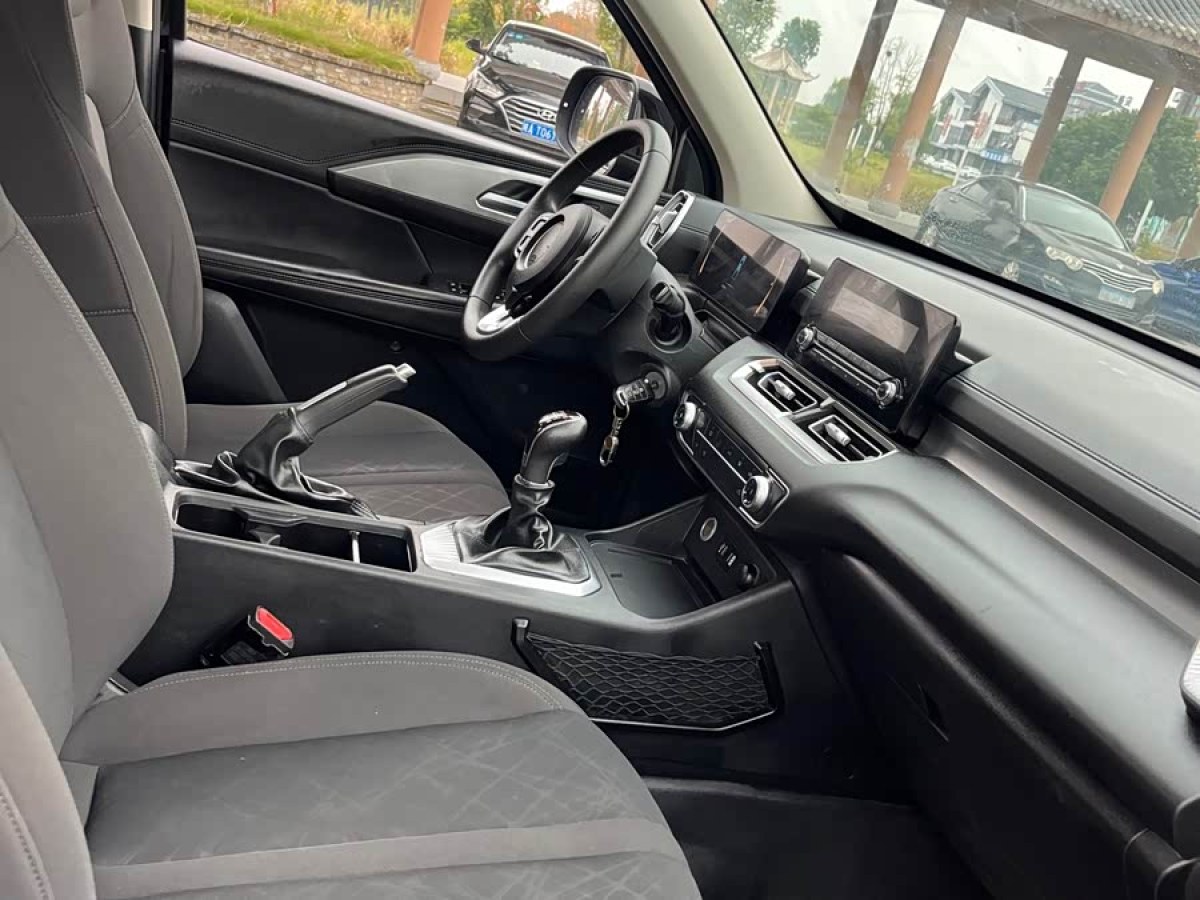 Great Wall Jingang Pao 2022 #7 Great Wall Jingang Pao 2022 car image #7