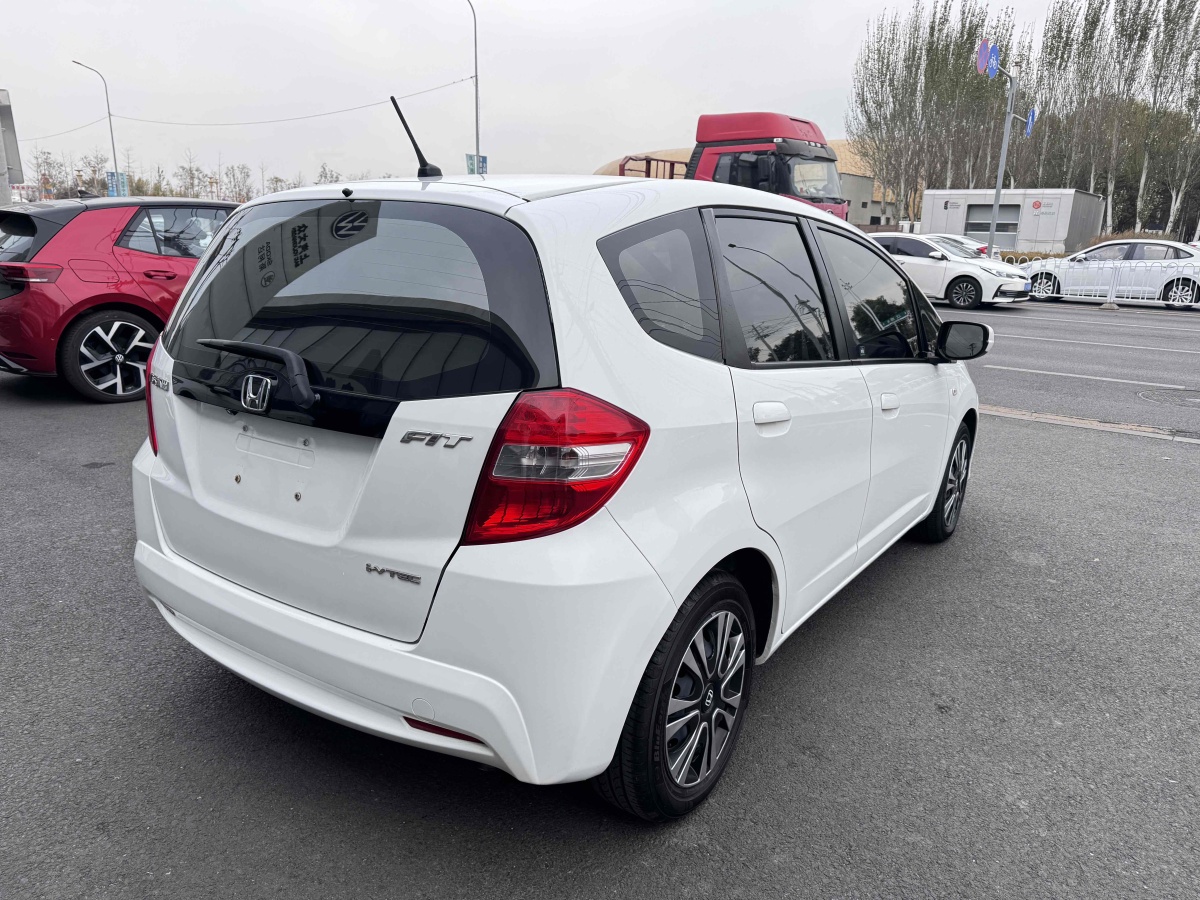 Honda Fit 2013 car image #7