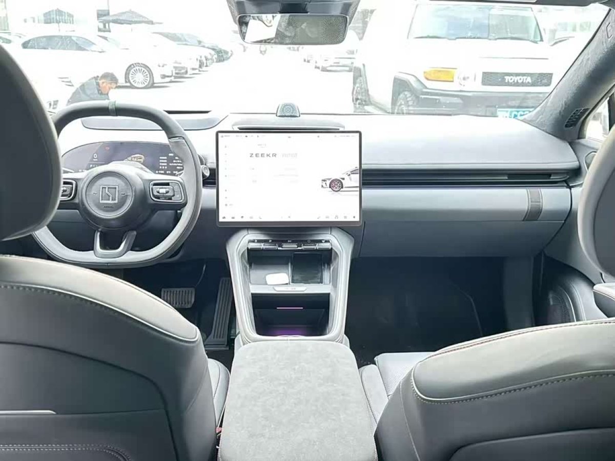 极氪 极氪007GT 2025 汽车图片 #7