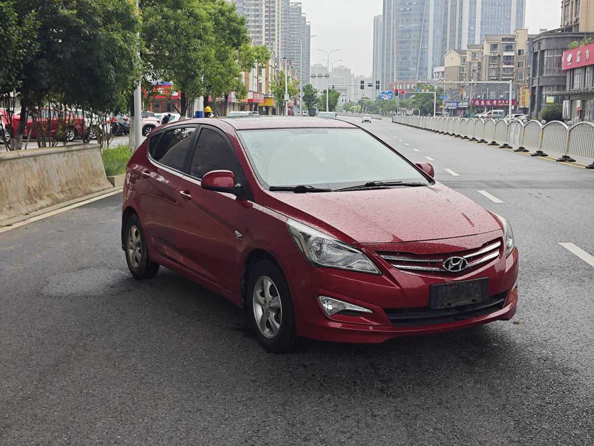 Hyundai Reina Hatchback 2016 car image #7