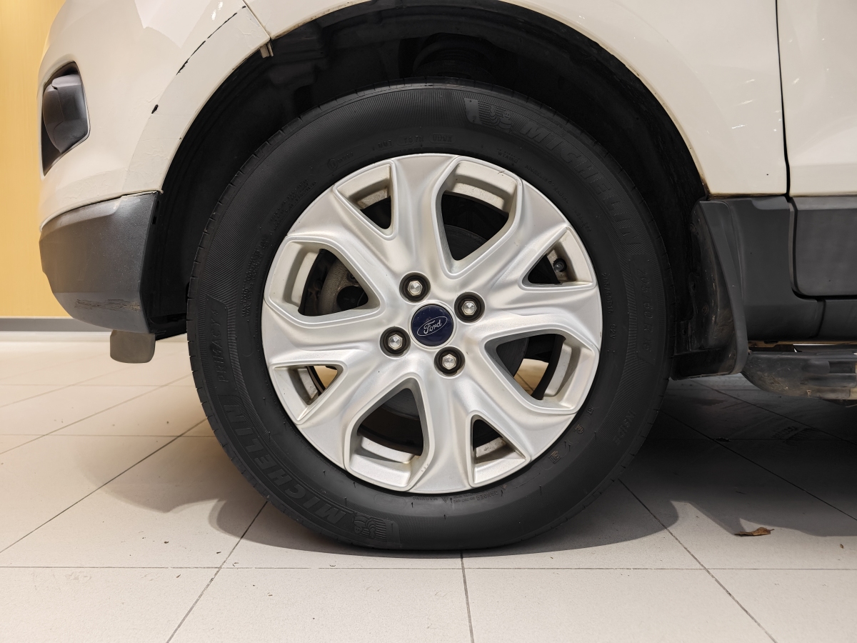 Ford EcoSport 2015 car image #7