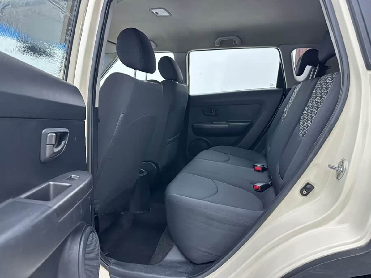 Kia Soul 2013 imagen de coche #7