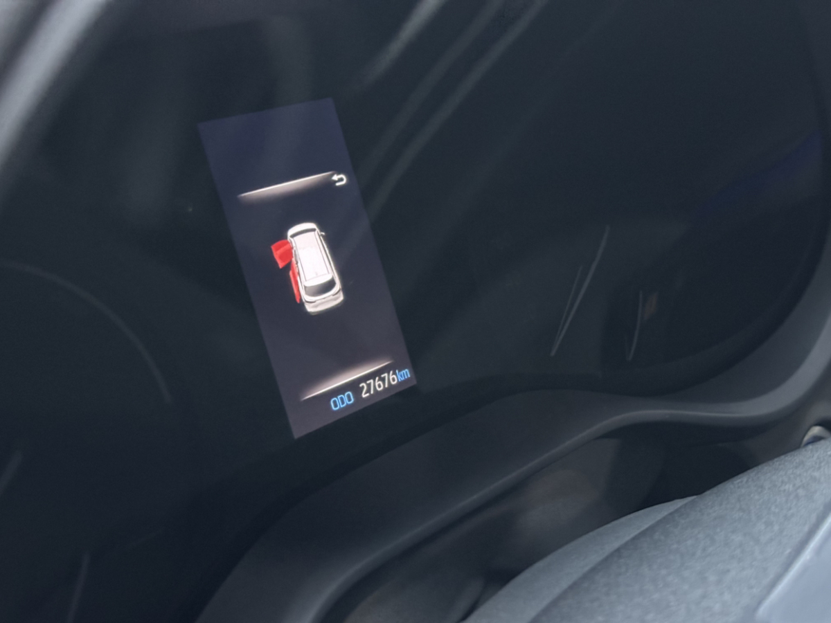 Toyota Sienna 2023 image de voiture #7