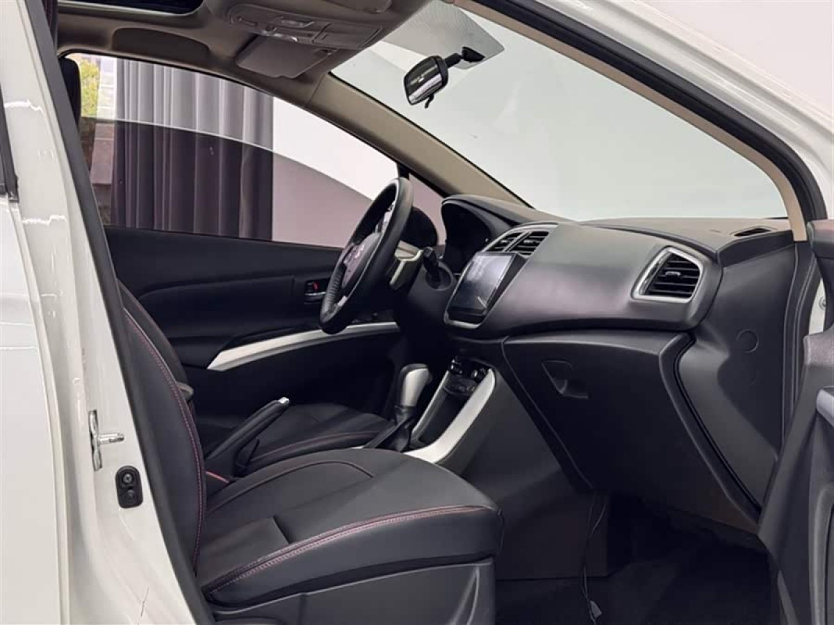 Suzuki S-Cross 2016 immagine di auto #7