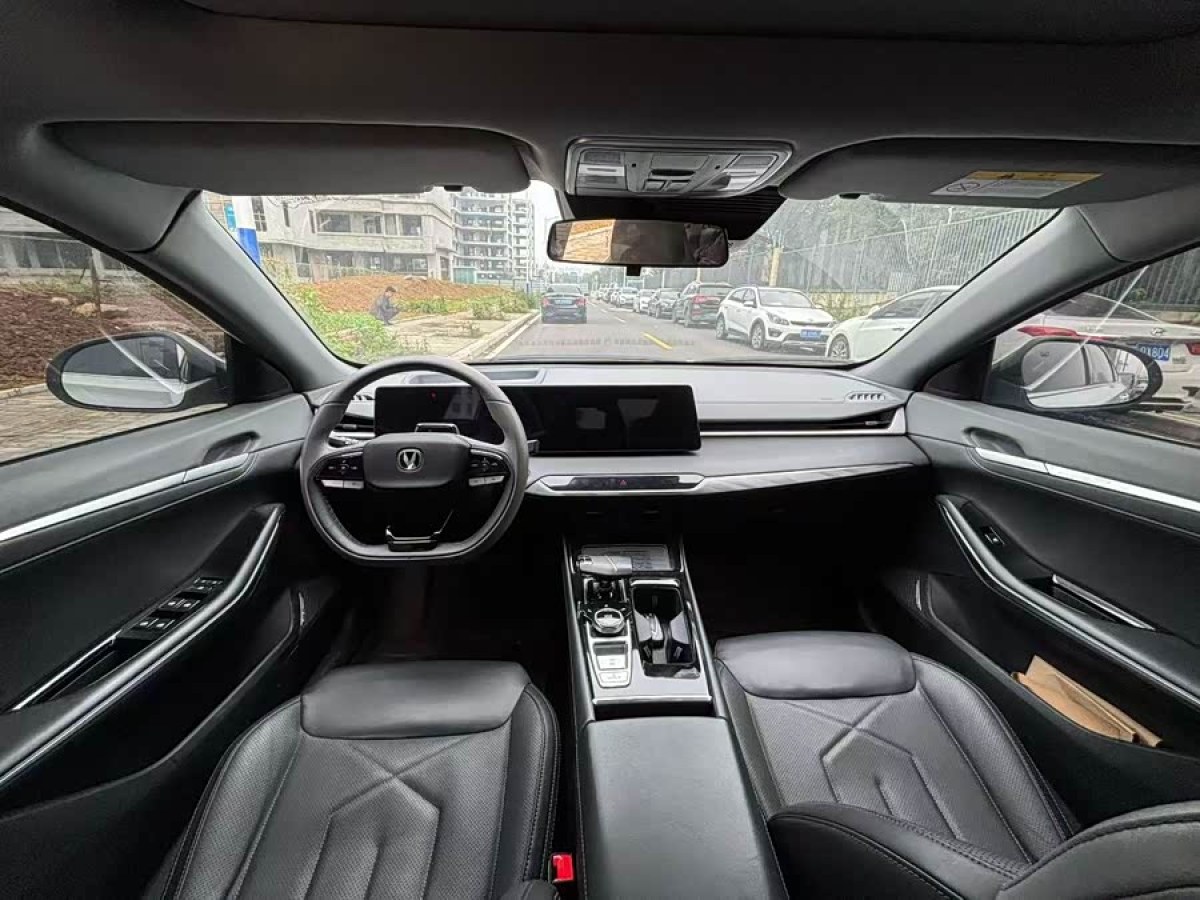 Changan Raeton Plus 2022 صورة سيارة #7