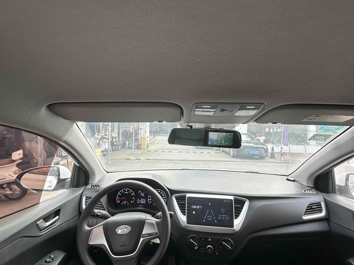 Hyundai Verna RV 2018 #7 Hyundai Verna RV 2018 car image #7