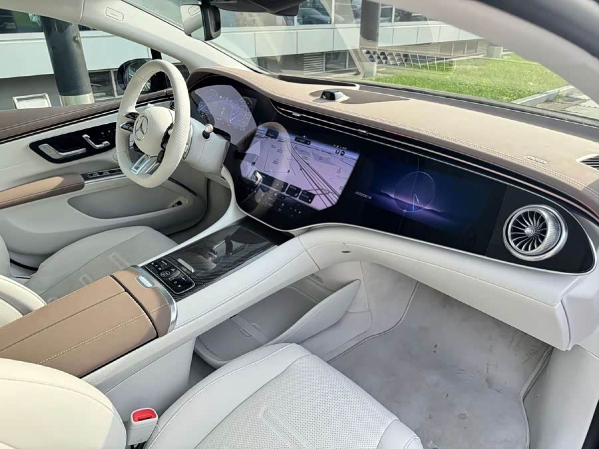 Mercedes-Benz EQS AMG 2025 car image #7