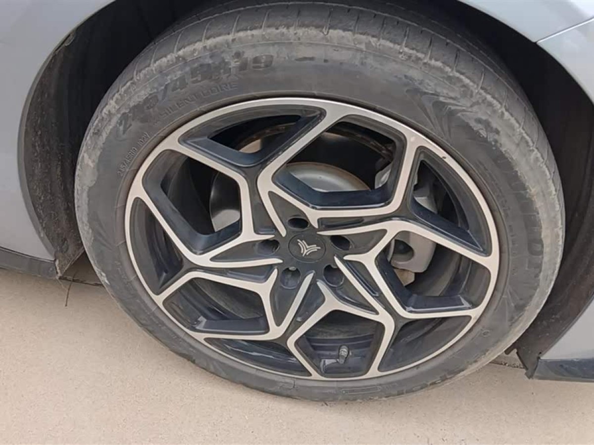 哪吒汽车 哪吒GT 2023 汽车图片 #7