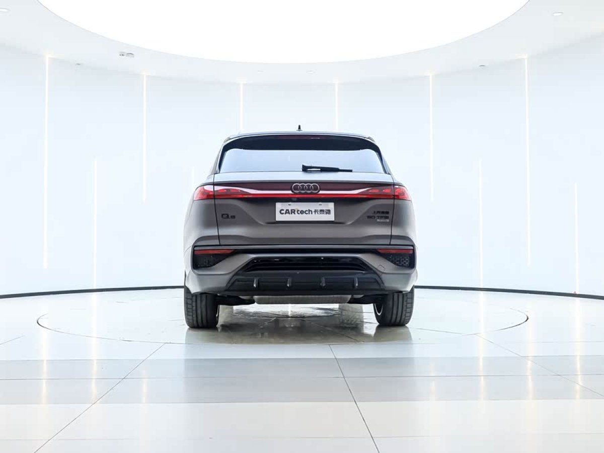 Audi Q6 2022 image de voiture #7