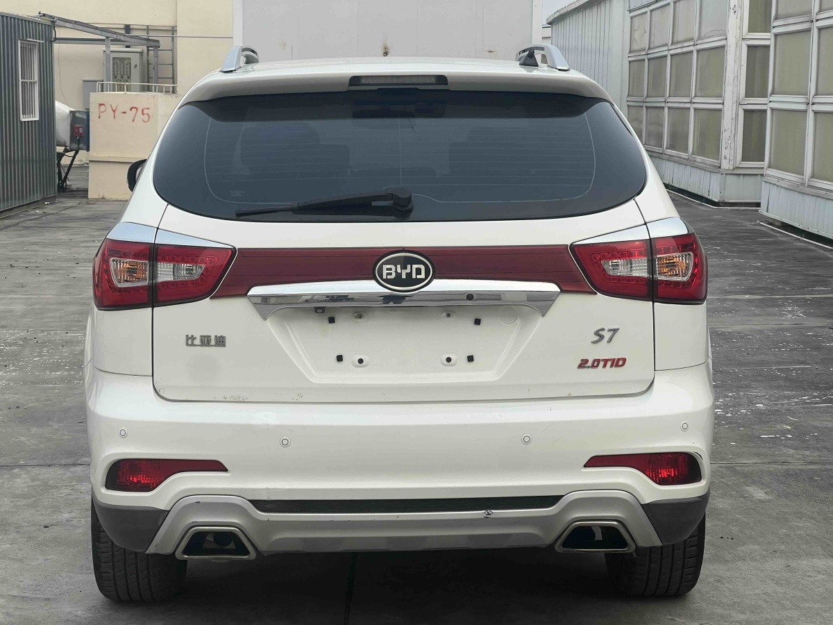 BYD S7 2015 car image #7
