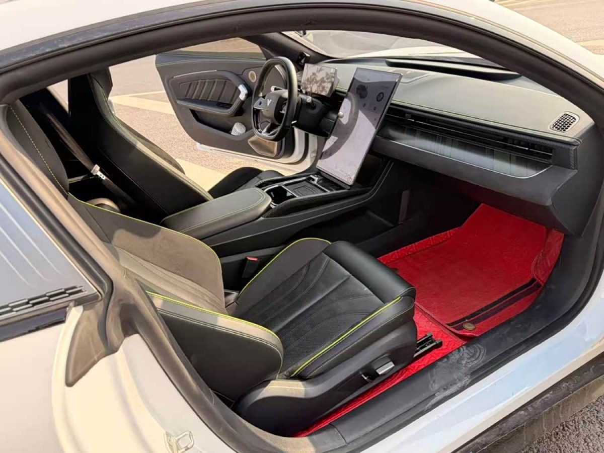 哪吒汽车 哪吒GT 2023 汽车图片 #7