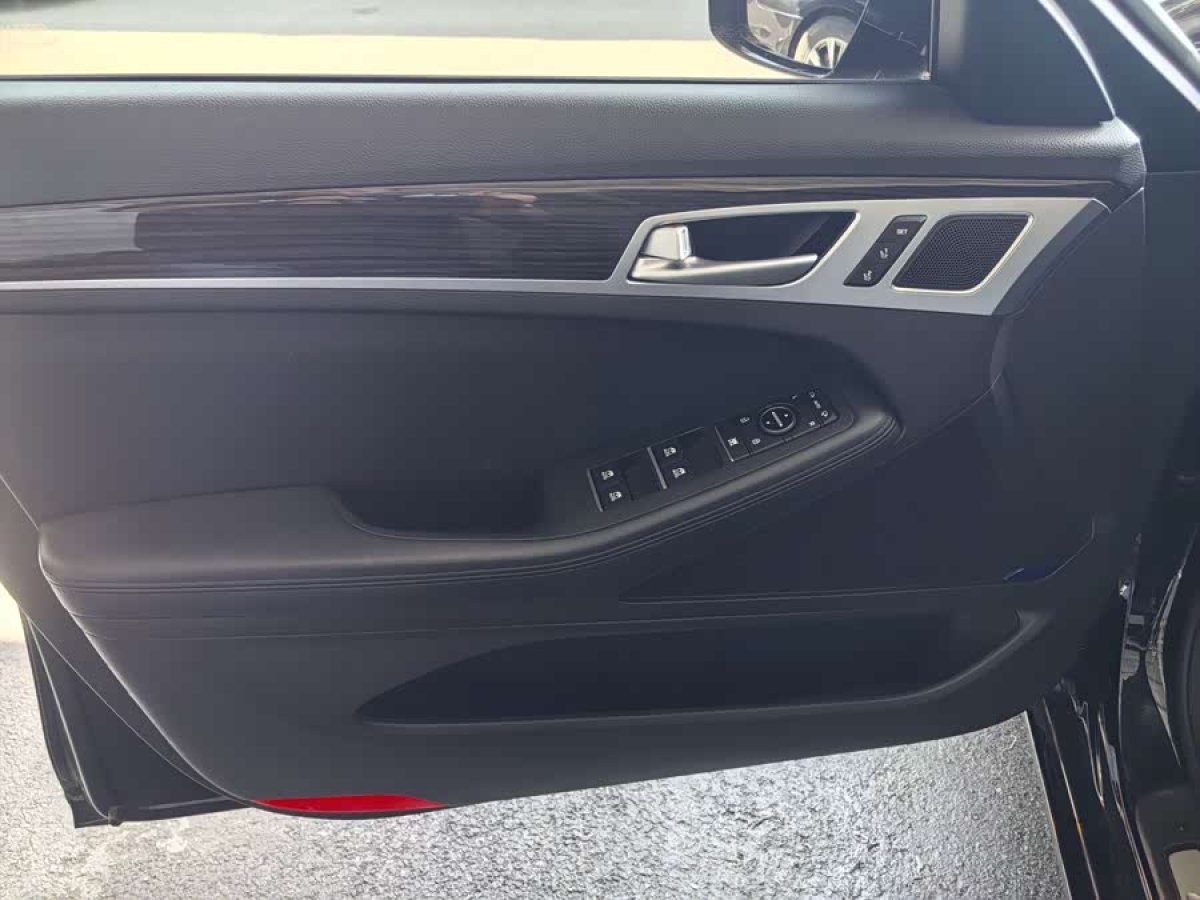 Hyundai Genesis 2015 #7 Hyundai Genesis 2015 car image #7