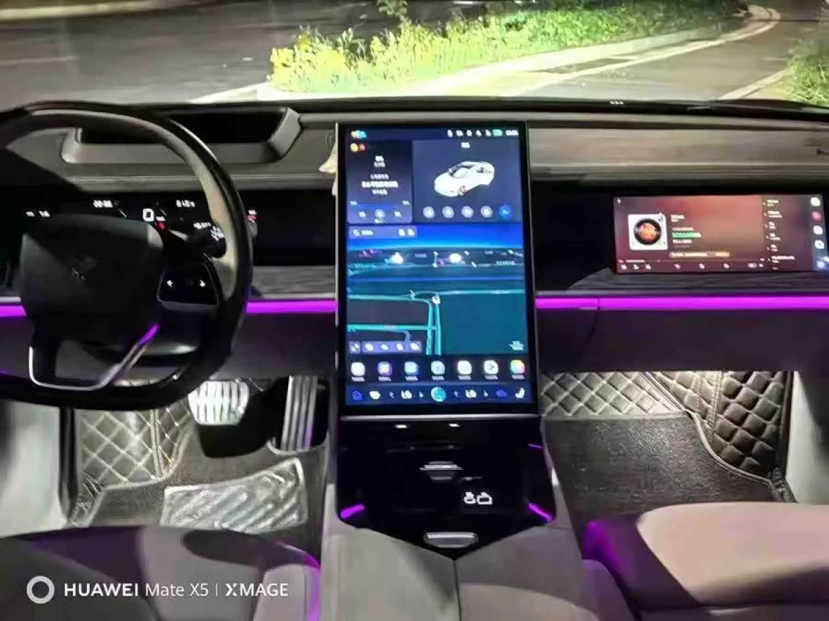 哪吒汽车 哪吒S 2023 汽车图片 #7