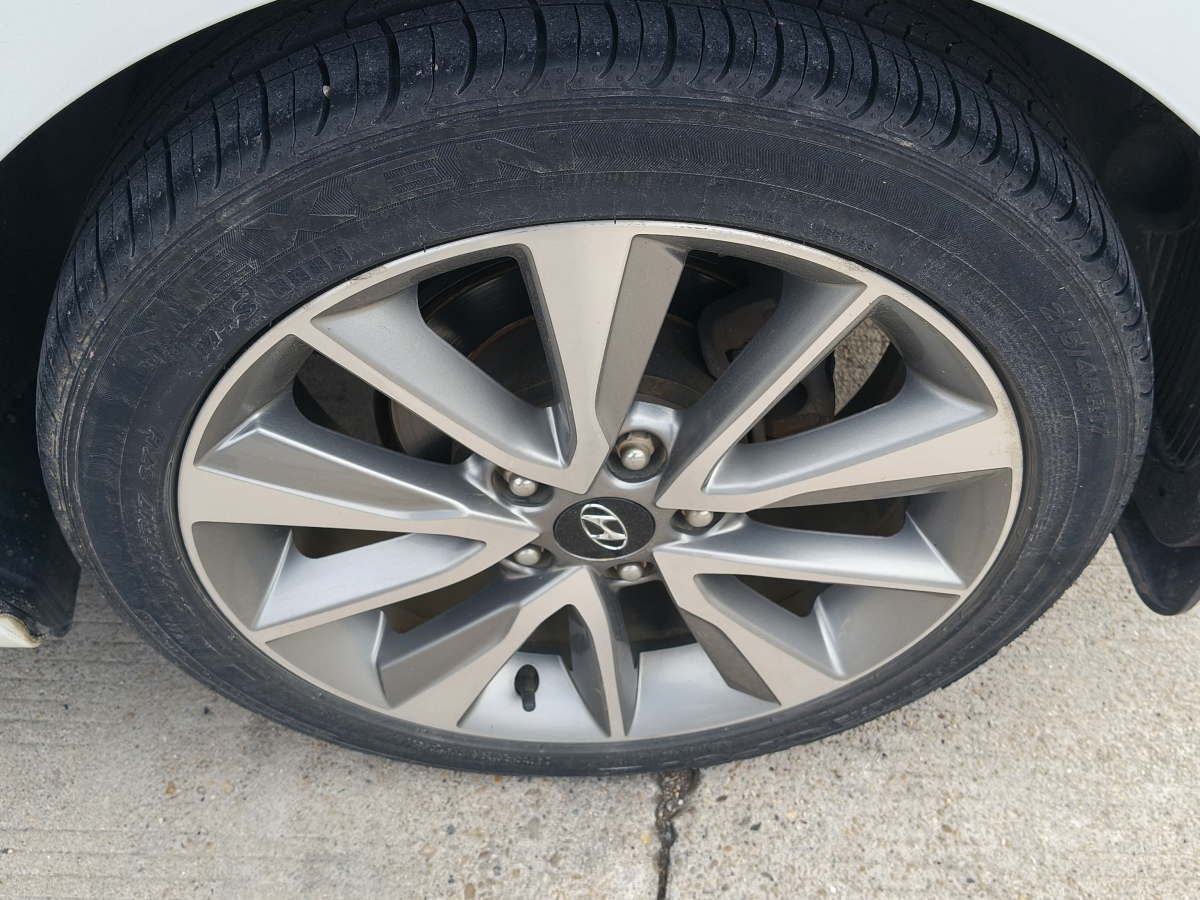 Hyundai Elantra MD 2016 car image #7