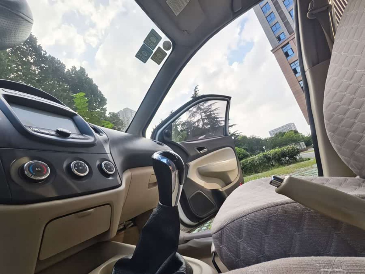 GEELY KingKong Fortune 2014 car image #7