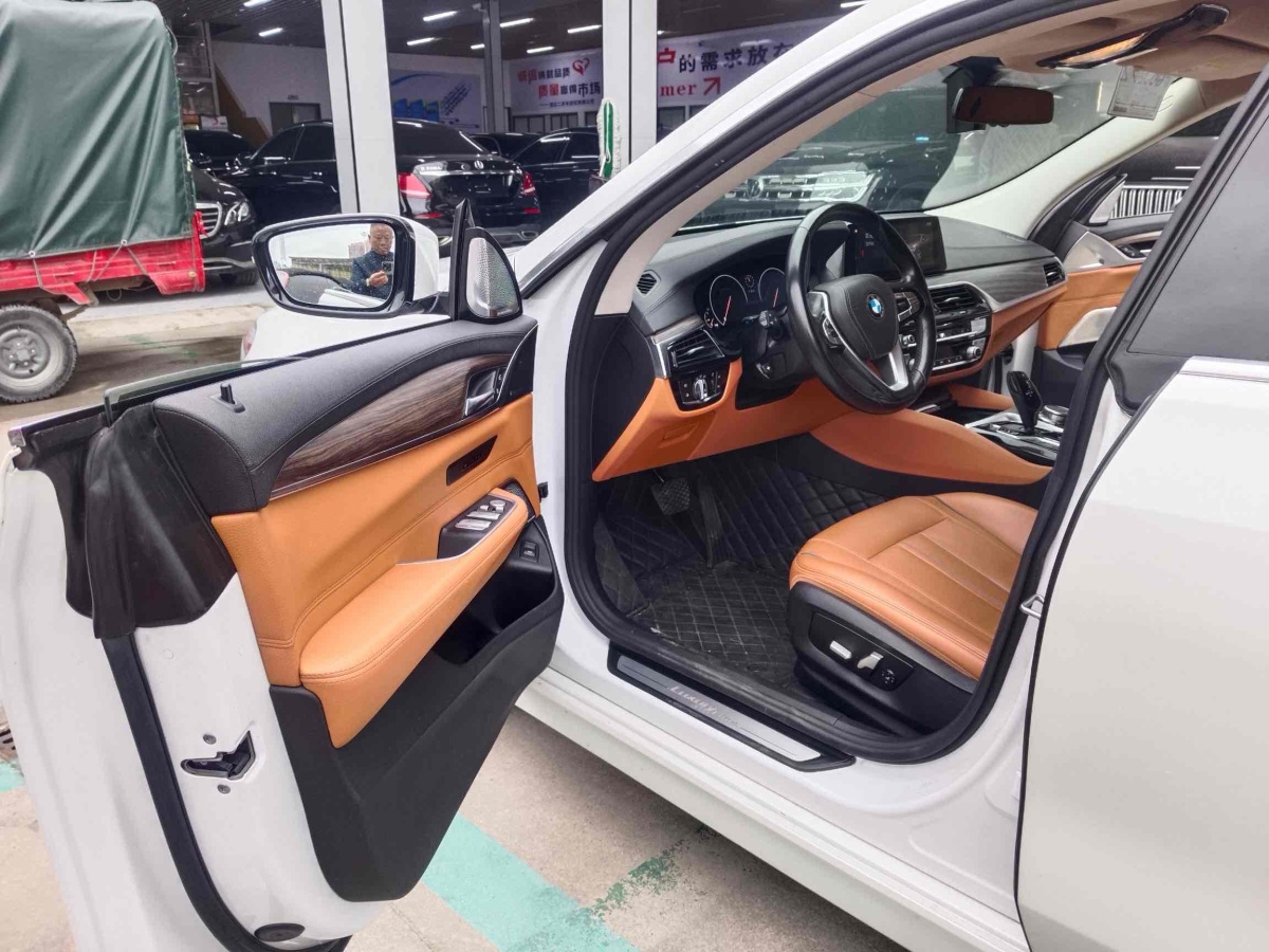 BMW 6 Series 2019 car image #7