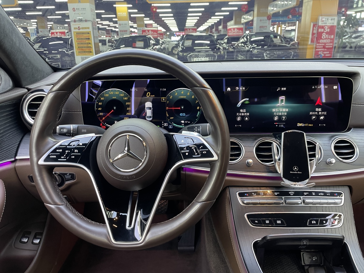 Mercedes-Benz E Class New Energy 2022 car image #7