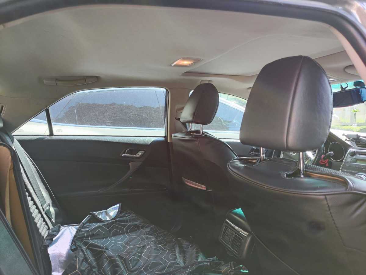 日产 风度 2011 汽车图片 #7