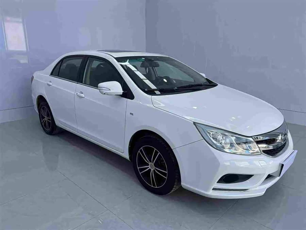 BYD SuRui 2015 car image #7