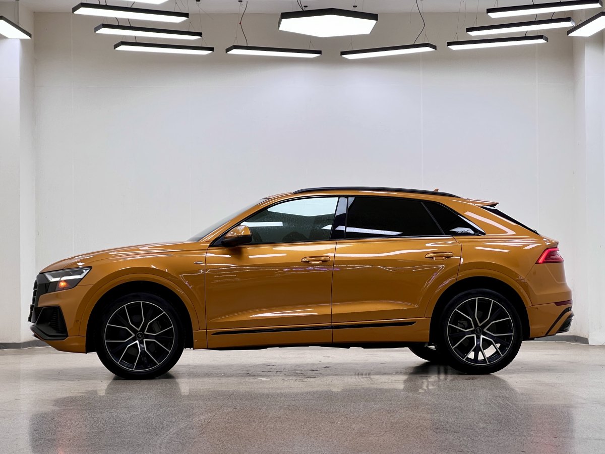 Audi RS Q8 2020 car image #7