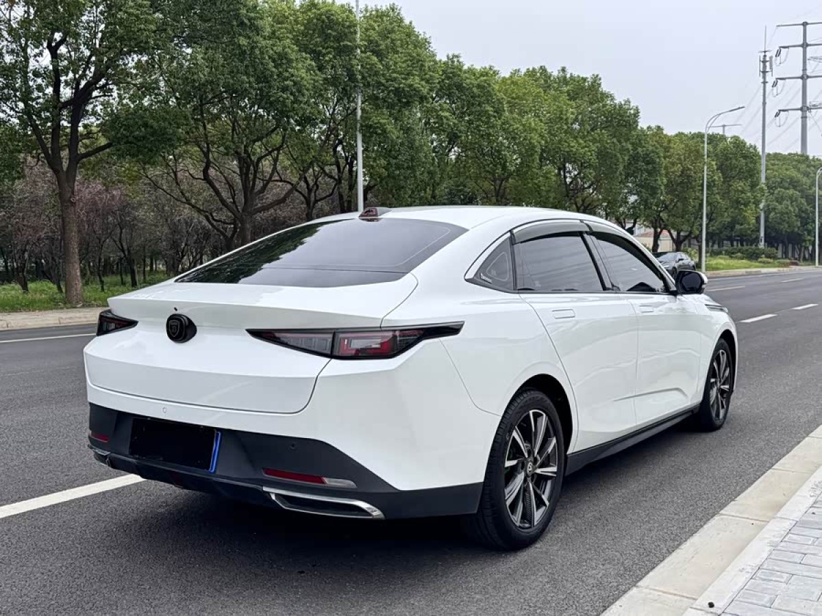 Changan Lamore 2023 car image #7